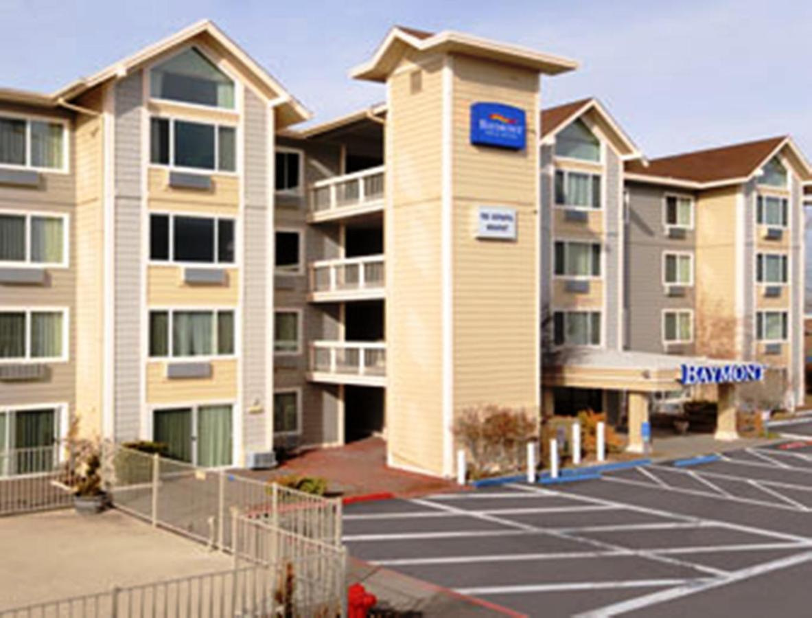 Baymont By Wyndham Reno Otel Oda fotoğraf